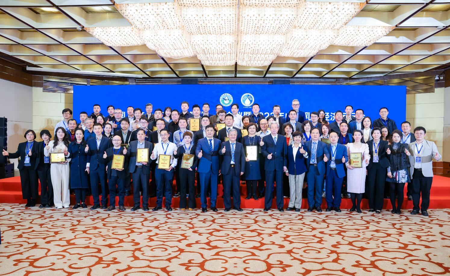 国粉荣耀，美庐生物再次荣膺2022年度质量金奖