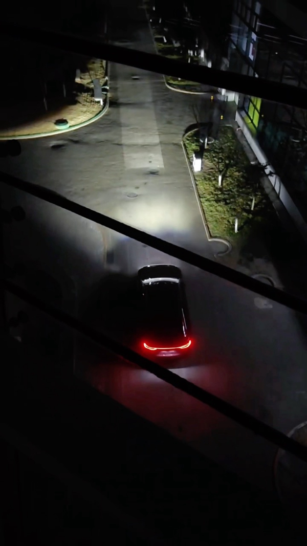 曝享界S9增程版实车首测，豪华旗舰轿车市场即将洗牌