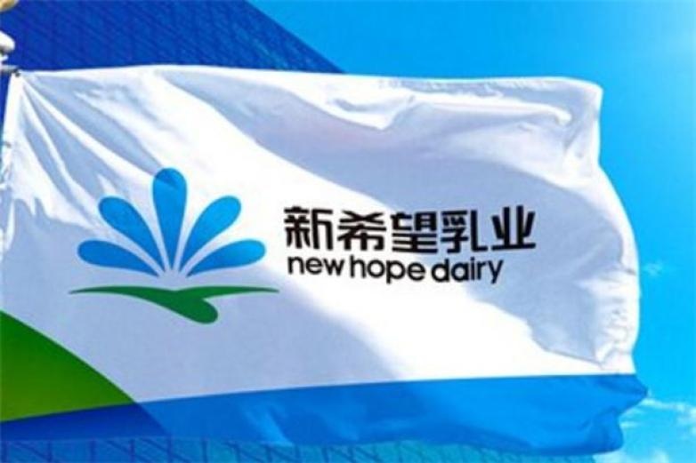营收十年来首降 新乳业押注"超巴奶"寻求新增长
