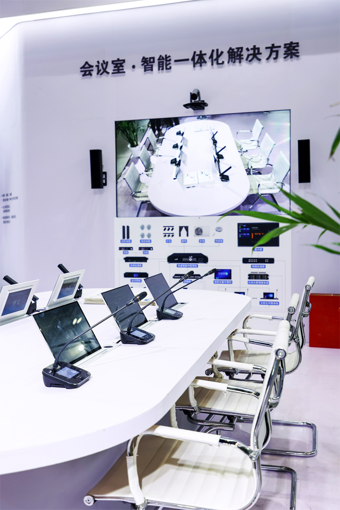 全局协同 全域覆盖 | 小鸟科技亮相InfoComm China 2023北京视听展