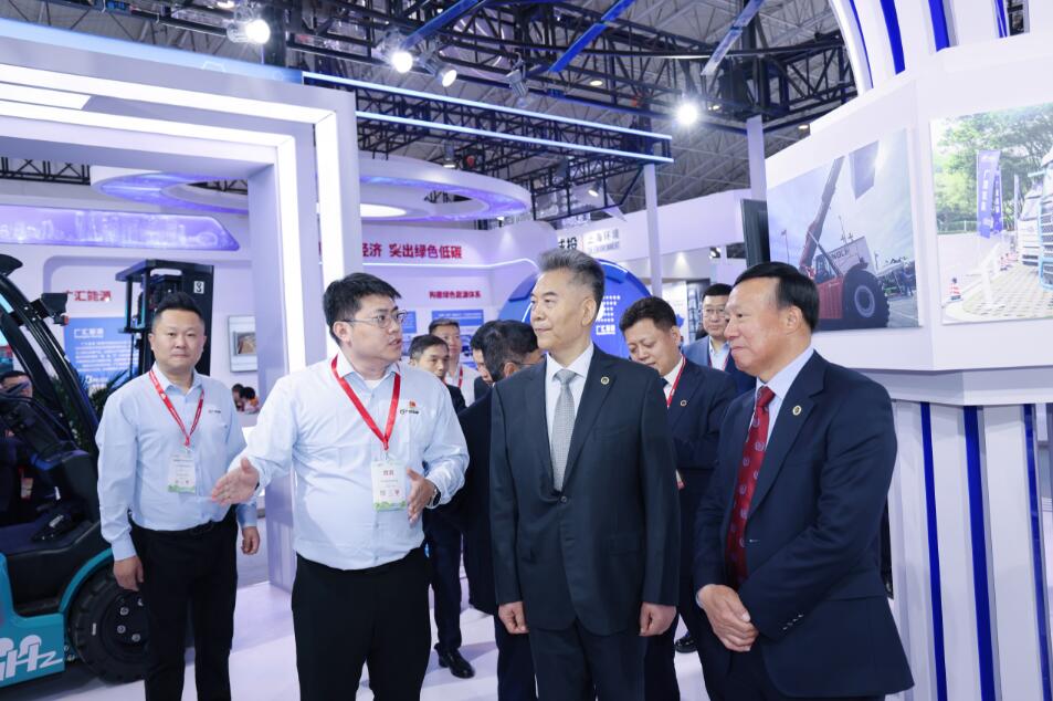 广晟氢能“氢装上阵”亮相CIEPEC 2024，深耕绿色低碳新质生产力，助推生态环保产业高质量发展