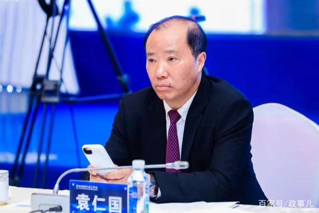 茅台原董事长袁仁国被免省政协委员等职务
