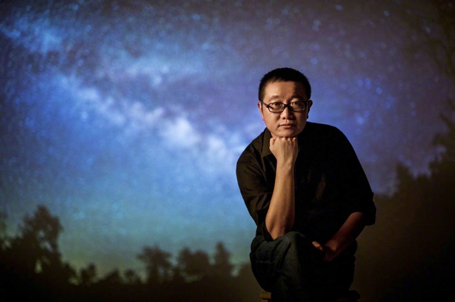轨道里的刘慈欣：从科幻世界了解刘慈欣的人生轨迹