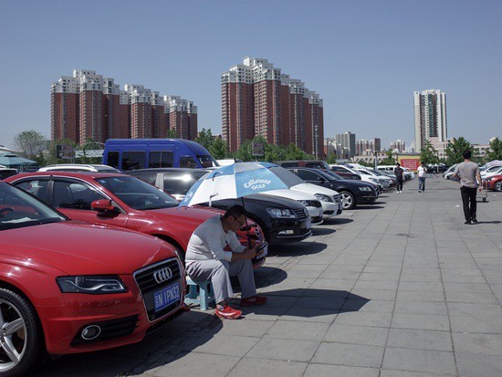ABB抢占新能源杆位 豪华车“期中考”落幕