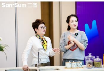 三盛集团总裁程璇现身直播间 跨界资源推动带货3亿
