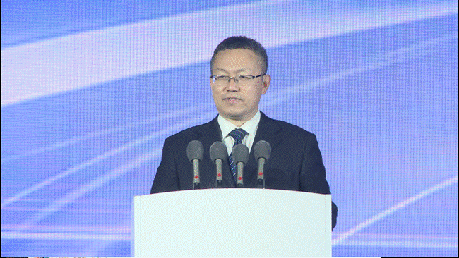 高端再进化，欧马可如何练就新一代智慧科技超级轻卡？