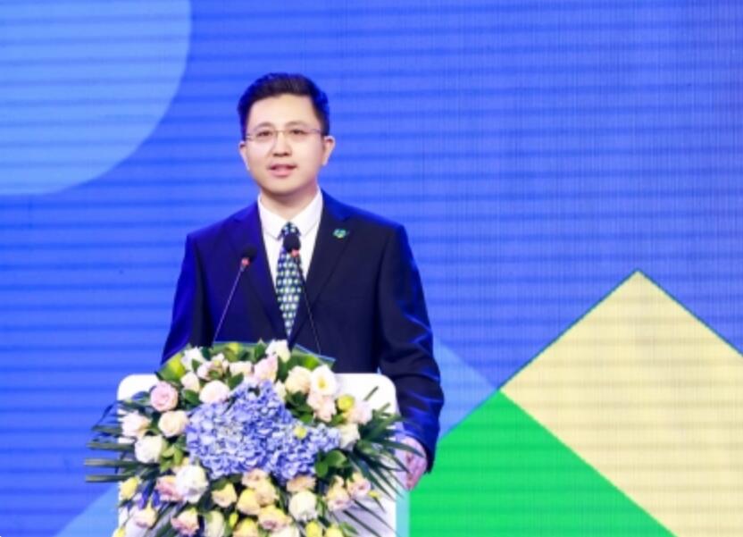 “以心相守，向爱而生”，中英人寿筑梦20年暨品牌升级发布会在京举行